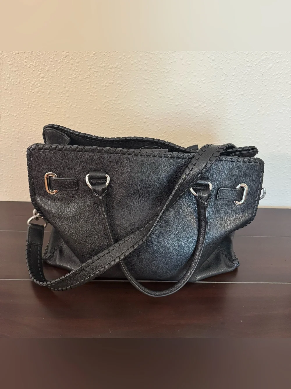 Authentic Michael Kors Whipped Hamilton East West Tote in Classic Black Perfect